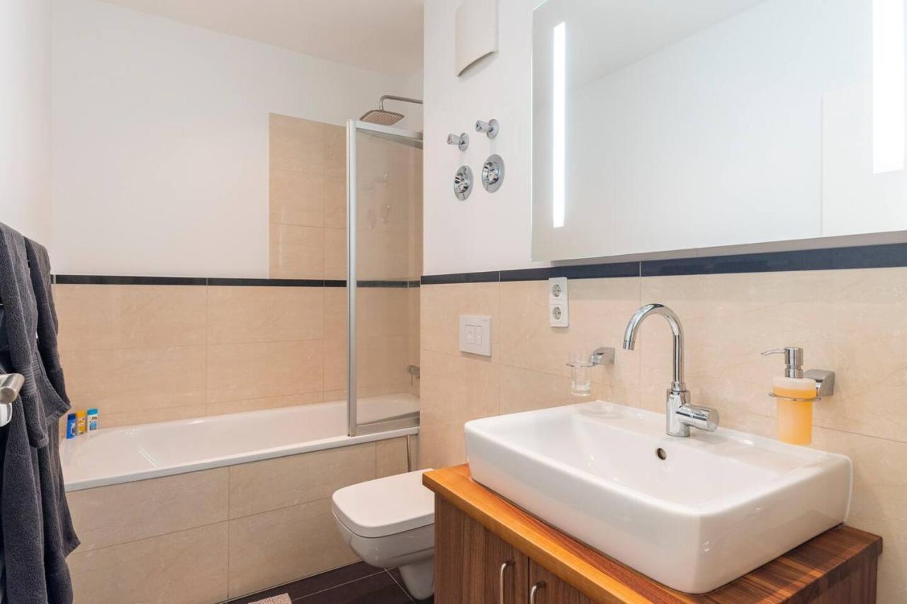 Super Zentrale, Gemutliche Wohnung Mit Balkon Lipsia Esterno foto